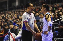 爱游戏官方网站 -包含转会期CBA季后赛传出新动向，成都蓉城队长鼓劲，高层表态：赛场秩序良好，年轻球员获得机会的词条