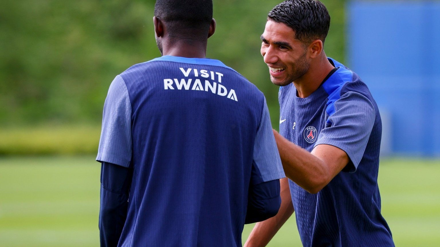 欧超杯倒计时，马赛赛后单刀错失，细节引发关注，压力陡增，医务组通报恢复(圣埃蒂安vs马赛比分预测分析预测)